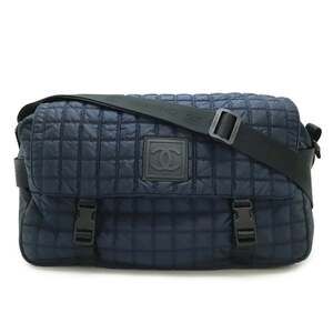 CHANEL Black Logo Shoulder Bag